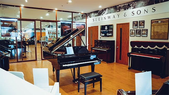 mua-dan-piano-steinway-hanoi