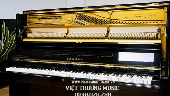 dan-piano-yamaha-u2h