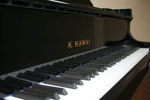 dan-piano-kawai-kg2d