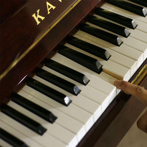 Dan-piano-kawai-kl-502