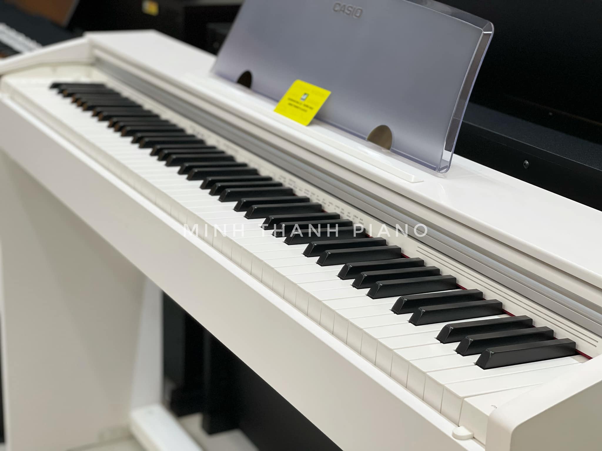 Bí kíp mua đàn piano điện không bao giờ lo nhầm giá
