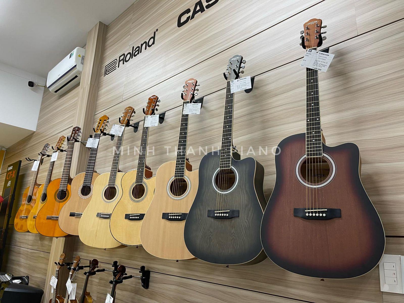 Mua đàn guitar giá tốt